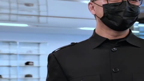 20220817文贵先生视频²：Fashion最重要的就是感情、激情、热情。道德经：你喜欢的事，不以它为盈利炫耀争斗，都能做好。传统中国文化有精神无手段；而西方人有精神有手段。
