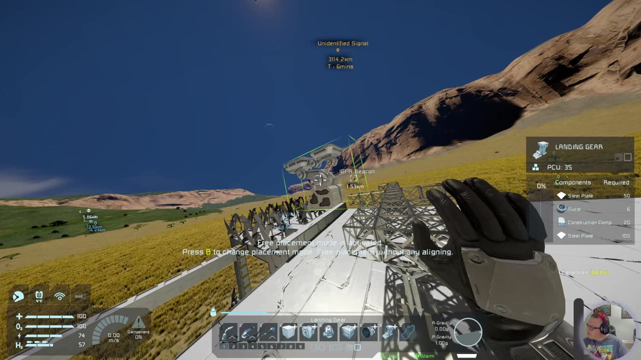 Space Engineers, Trying to build something