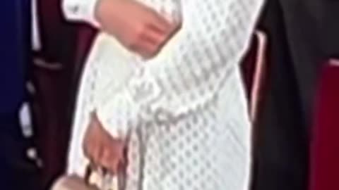 There’s always something Kate is pulling up on the left hand side of her body or holding it in place