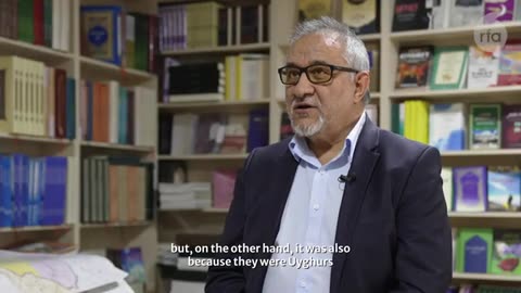 Contos Uigures de Sobrevivência - Episódio 1: The Print Guardian | Radio Free Asia (RFA) 2023/10/05