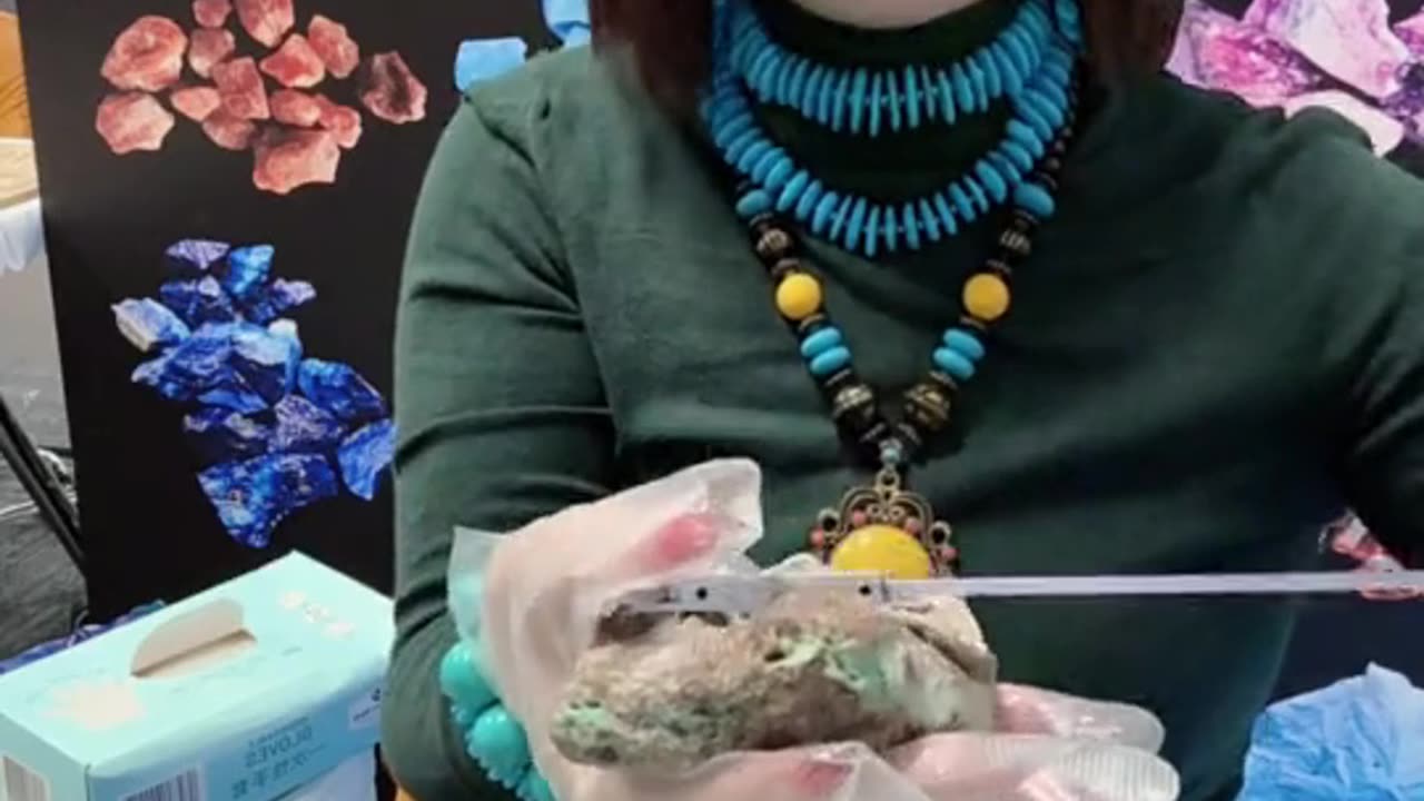 250409-12 Natural raw - ore turquoise rough materials are large and intact