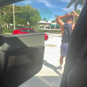 Mateusz Gamrot Finds Out He’s Fighting Charles Oliveira