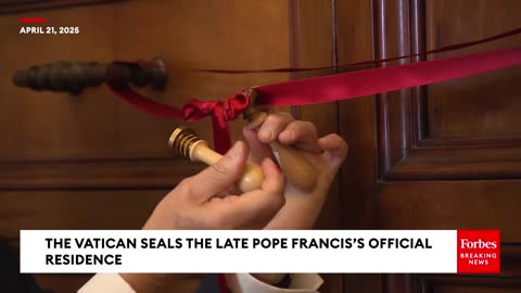 Vatican Seals Pope Francis’s Official Residence Following His Death