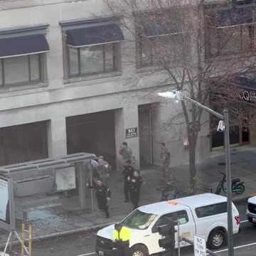 💥 Aftermath of the D.C. shooting of two National Guardsmen gunned down.