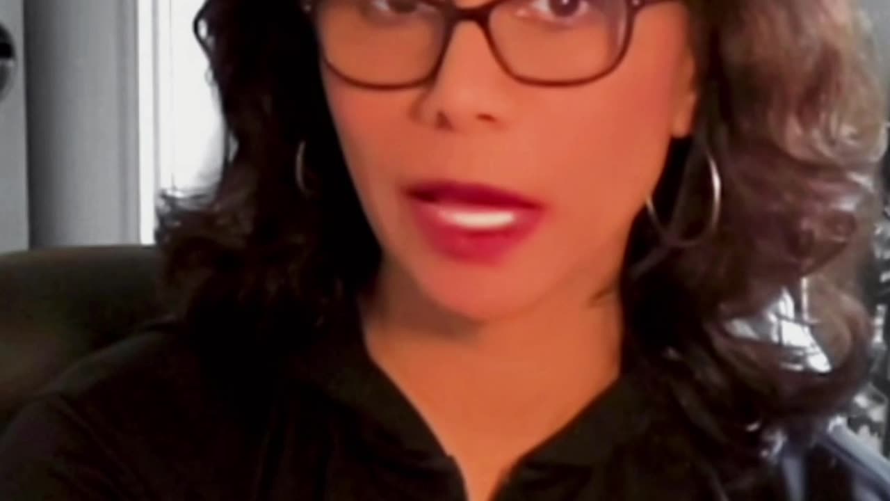 💔 She Wasn’t Broken — She Was a Female Narcissist