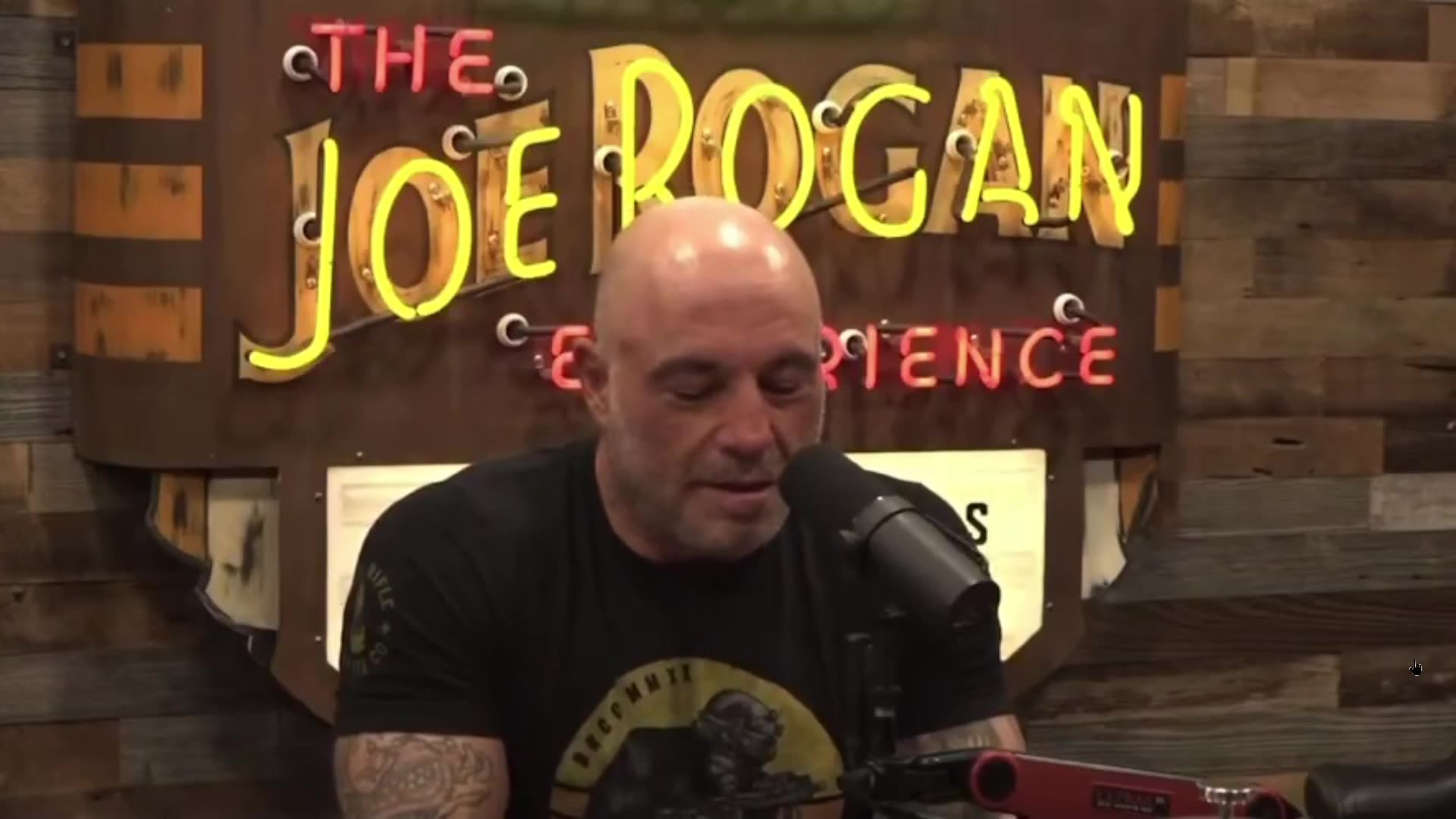 Joe Rogan just slammed Republicans for attacking Thomas Massie.