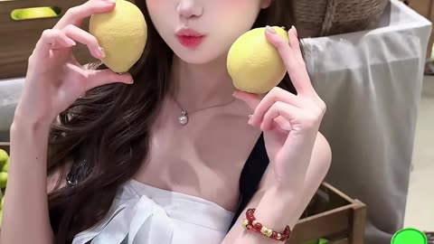 Flirty Off-white Attire Sinuous Gentle Dance | Daily Beauty EP 1437