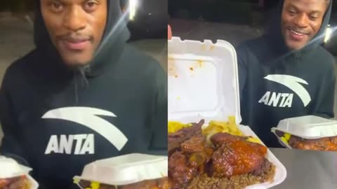 Lamar Jackson spotted grabbing late-night street food by himself in Florida