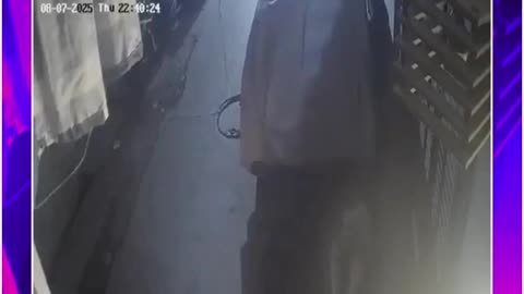 Chain Snatching Horror in Delhi: Woman Held at Knifepoint, CCTV Captures Daring Robbery