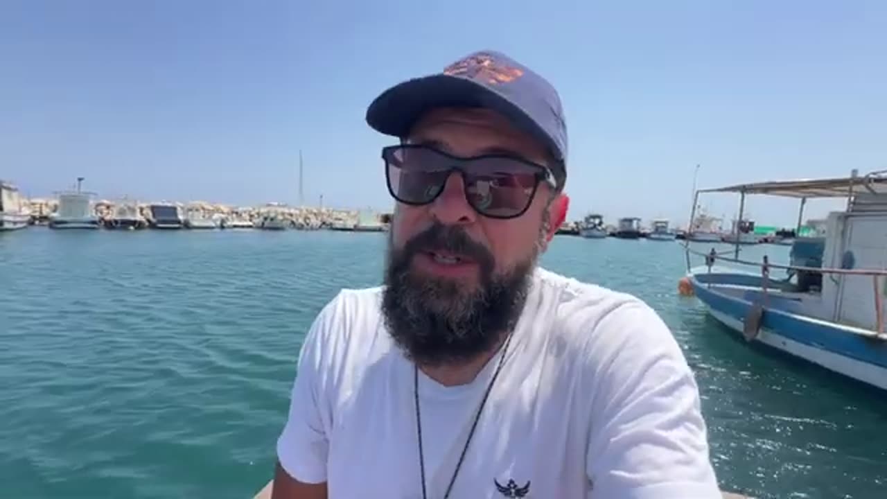 Russia BIG gains Pokrovsk. Bryansk incursion? Trump tired of Zelensky, consults Orban. Le Pen surge