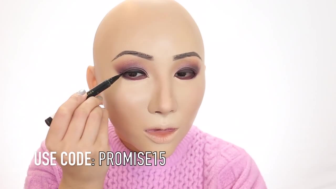 "Hyper-Realistic Silicone Face Mask Transformation | Stunning Female Look!"