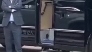 😂🏃‍♂️ This Guy's Entry is EPIC! | FunFM