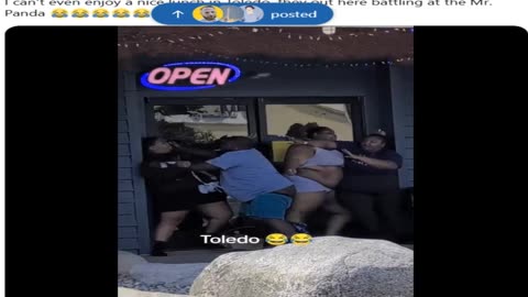 Black Woman Attacks Another Woman At Food Restaurant In Toledo, Ohio