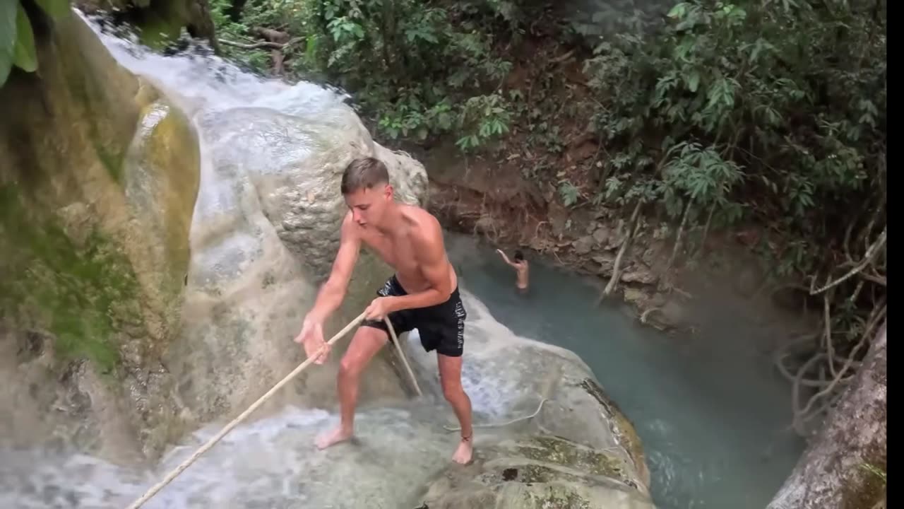 *RISKYREGG Crashes Bike in THAILAND*