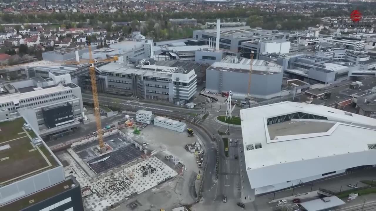 China Just Unveiled A MEGA EV Breakthrough, The US Engineers Are SHOCKED!