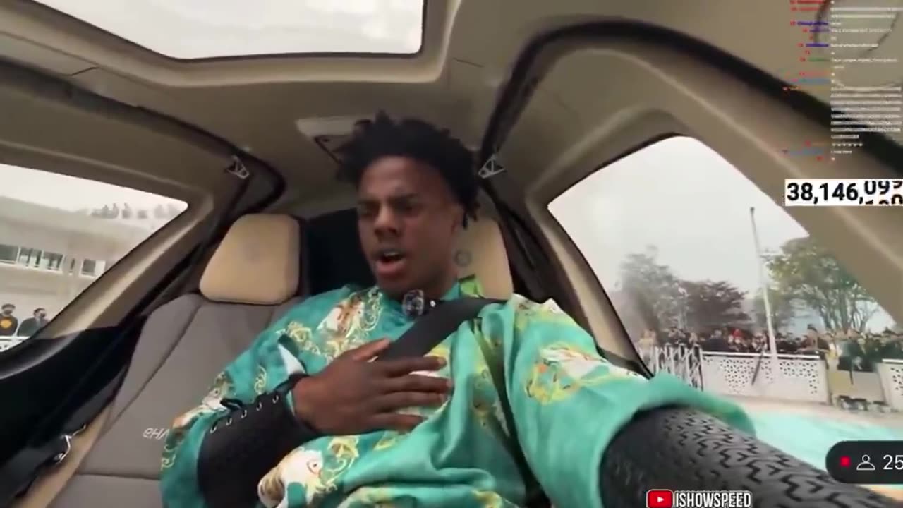 iShowSpeed drove a “flying car” on livestream😭