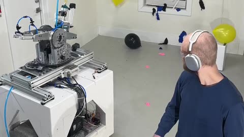 This inventor built a fully automatic ai-enabled nailing tool and it’s quite impressive.