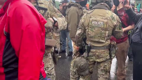 Watch as liberals disrupt a major drug trafficking bust in Minneapolis.