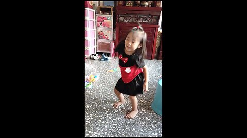 熊猫，她自己的模因 9-10-25
