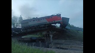 Ukrainian GUR Claims Train Blast in Melitopol After Bridge Explosions
