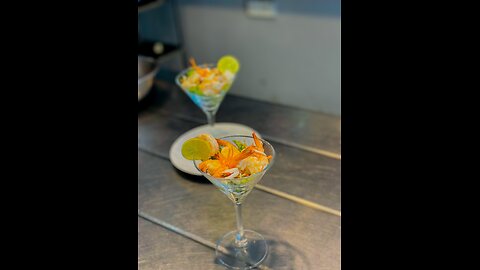 PRAWNS COCKTAIL🍤