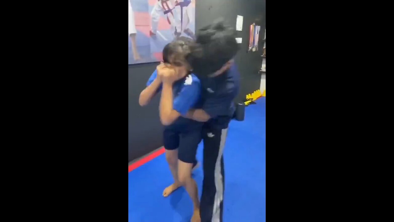 protect girls...Girls #girls #selfconfidentes