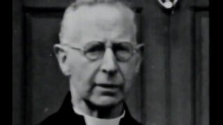 Jesuit priest Fr. Francis Browne S.J. boards Titanic takes photographs and then disembarks