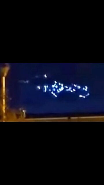Strange swarm over Puerto Natales! user captured these #lights moving across the sky #UFO #ANGELS #streakers