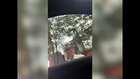 Thu tiền giữ xe và cái kết….