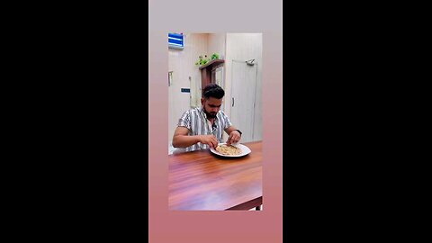 पराठे मे आलु कहा है