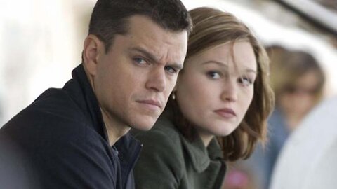 💥 Jason Bourne Survives Bomb Blast and Hunts the Killer | Ultimate Chase Scene | The Bourne Ultimatum 🔥