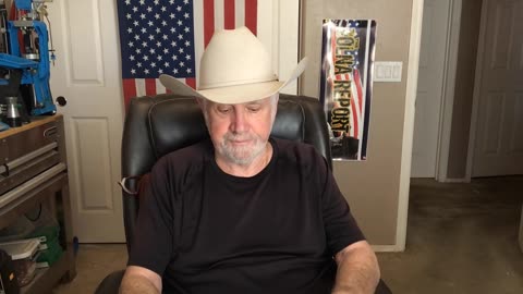 Douglas Mac Gregor Reveals What Really Happened To Charlie Kris!