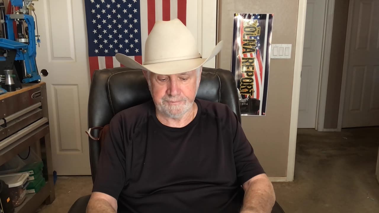 Douglas Mac Gregor Reveals What Really Happened To Charlie Kris!