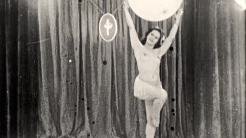 Balloon Dance (1940s) Burlesque | 18+