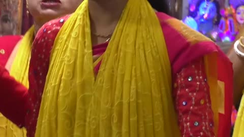 নদি সখির কীর্তনের সাথে নৃত্য