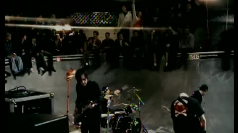 Good Charlotte - The Anthem (Official Music Video)