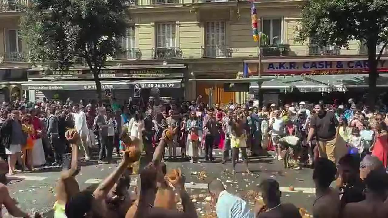 This is Paris...... where are the whiteys.