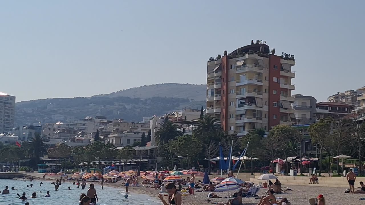 Albania w ogniu