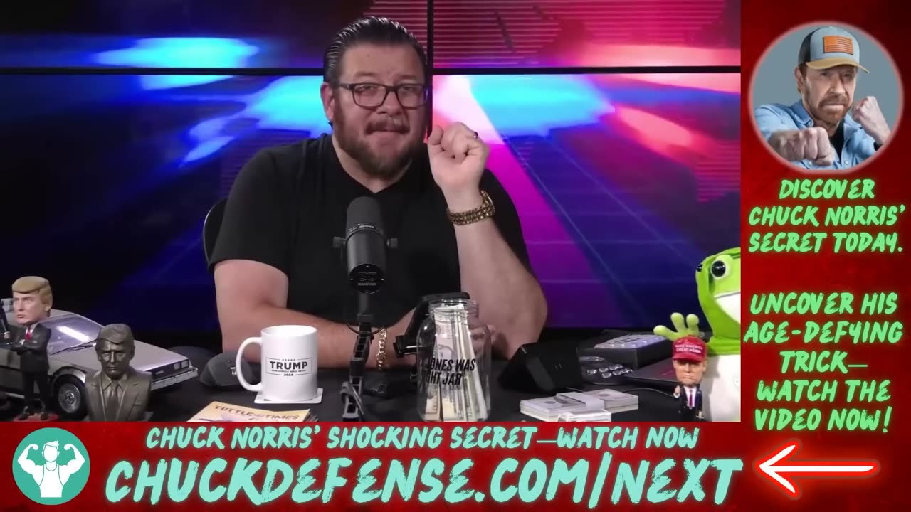 Charlie Kirk Gets EMERGENCY Calls – Trump's Being PUSHED Into MAGA's Worst Nightmare!