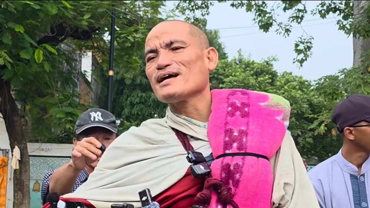 SƯ PHÚC GIÁC HỌP YOUTUBERS VỀ XE LĂNG VÀ GIÂY XÍCH