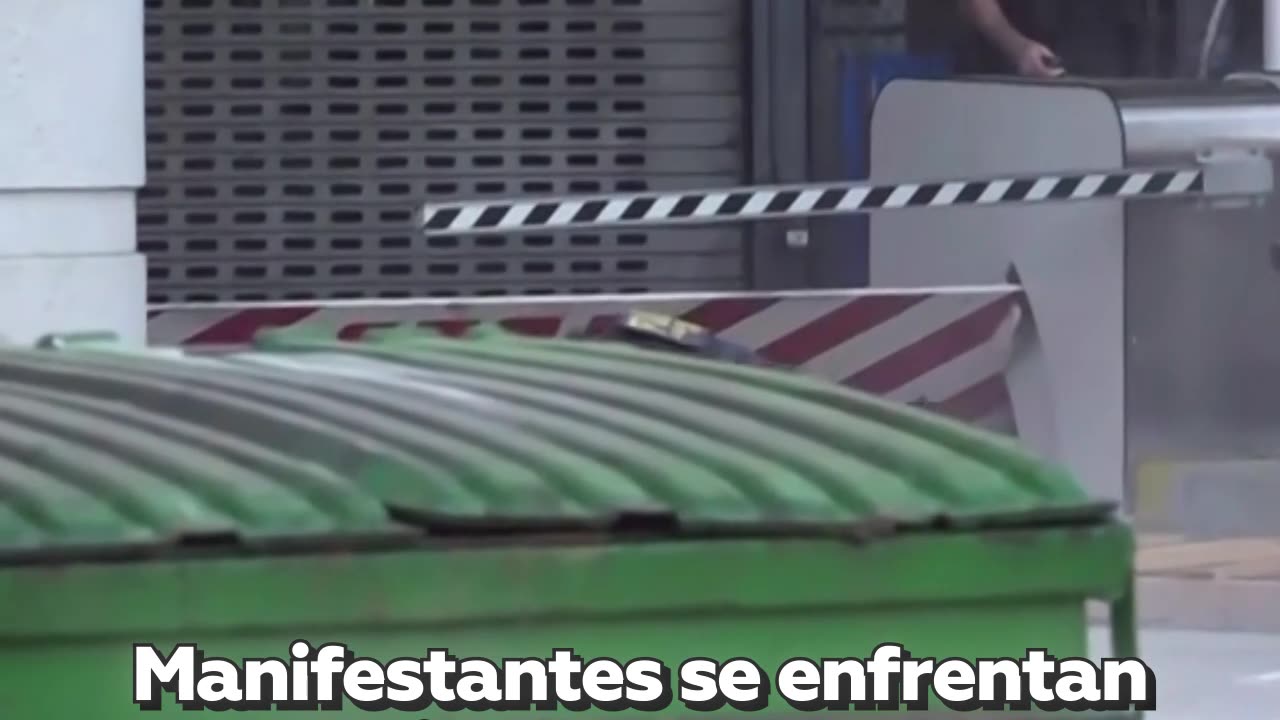 Fuertes choques entre agentes y manifestantes durante redada migratoria en EE.UU.