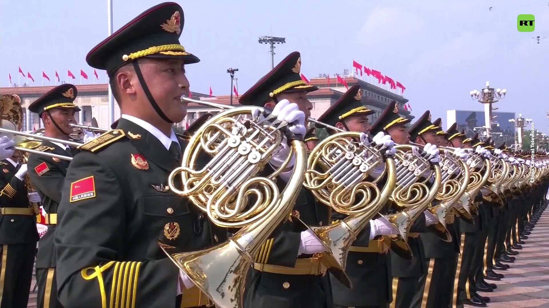 Momentos destacados del desfile militar en Pekín
