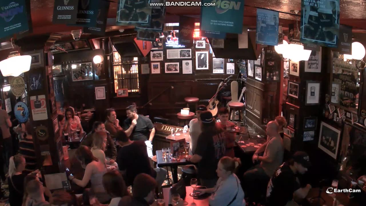 JULY 29 2025 TEMPLE BAR DUBLIN CROWD FEED PART 5