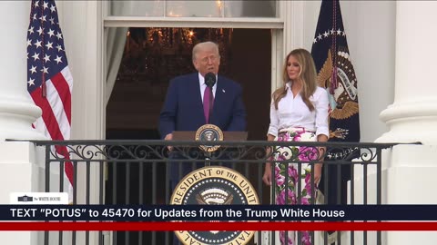 KAROLINE LEAVITT | President Trump Joins Congressional Picnic Alongside First Lady