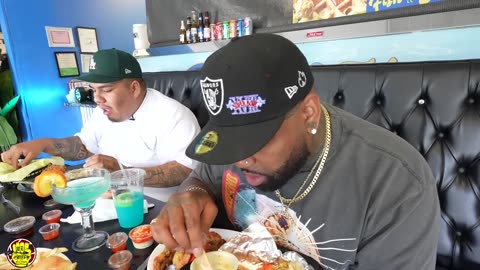 Blueface, AD & Doknow ROAST Each Other At Blueface’s Restaurant! (1080p)