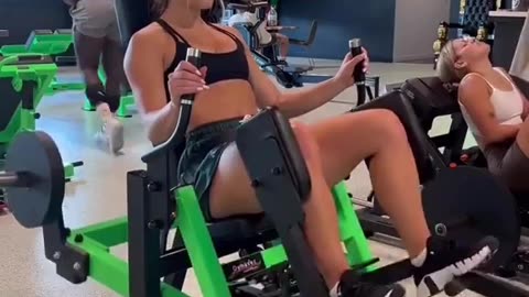 Consistency Builds Queens 👑✨ #WorkoutVibes