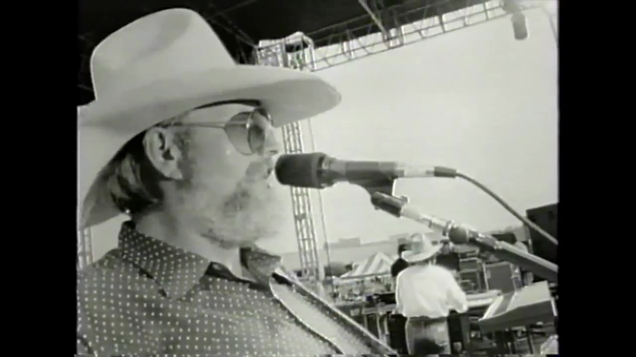 Charlie Daniel’s Band - Simple Man