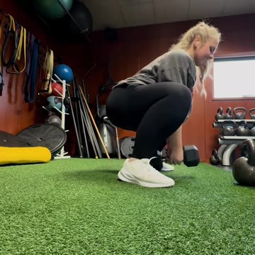 An amazing weight loss transformation. Her consistency for weight loss is admirable