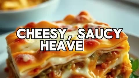 LASAGNA STUFFED GARLIC BREAD! (THE MASHUP HACK!) 🧄🍞🍝