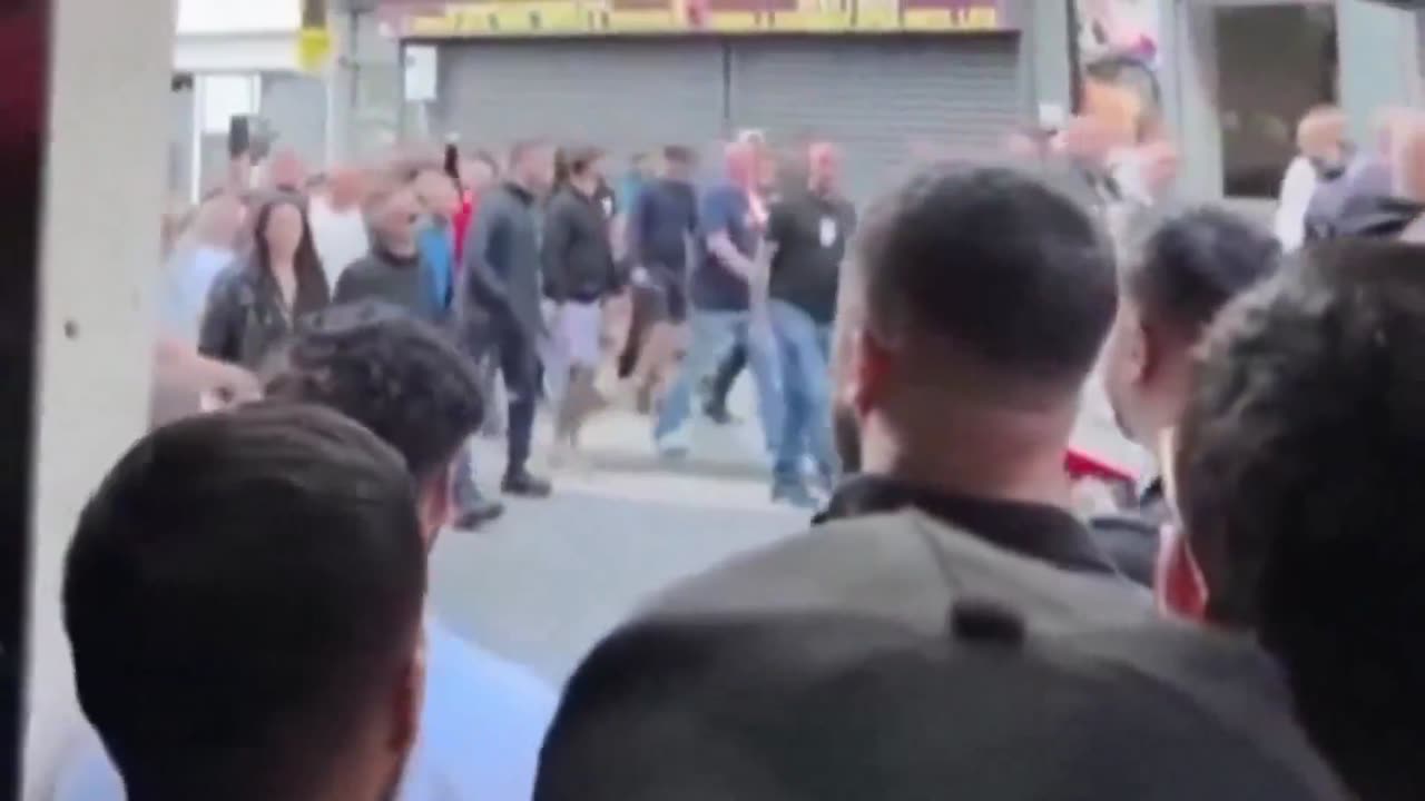 “Allah, Allah, who f_ck is Allah”, British patriots